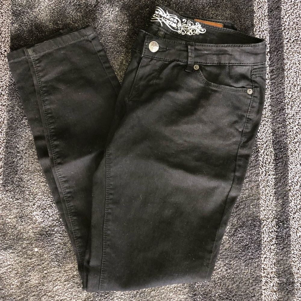*never worn* black Express stretch jeans